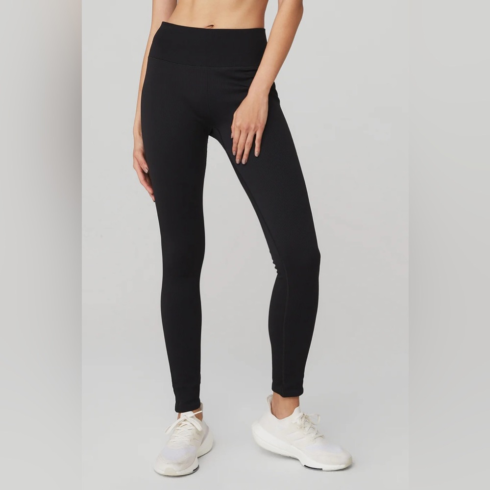 ALO SEAMLESS HIGH-WAIST RIBBED LEGGING IN BLACK